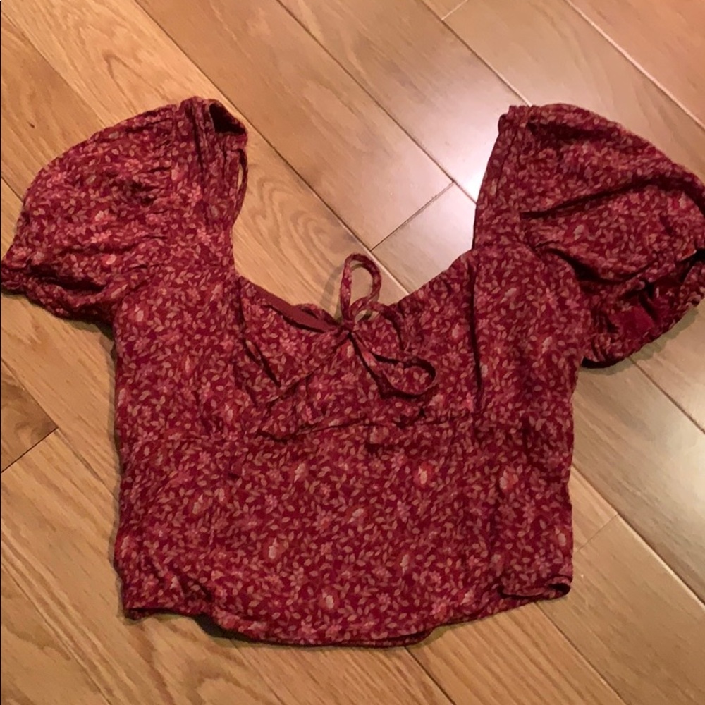 AE cropped puff sleeve floral top